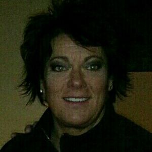 Meet your Posher, Jolynn