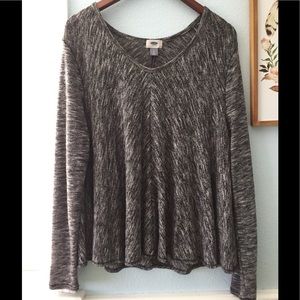 Gray long sleeve Old Navy Shirt