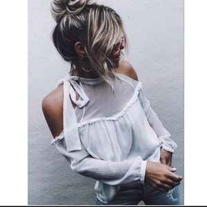 Stylish Romantic Cold shoulder Neck Bowtie Blouse
