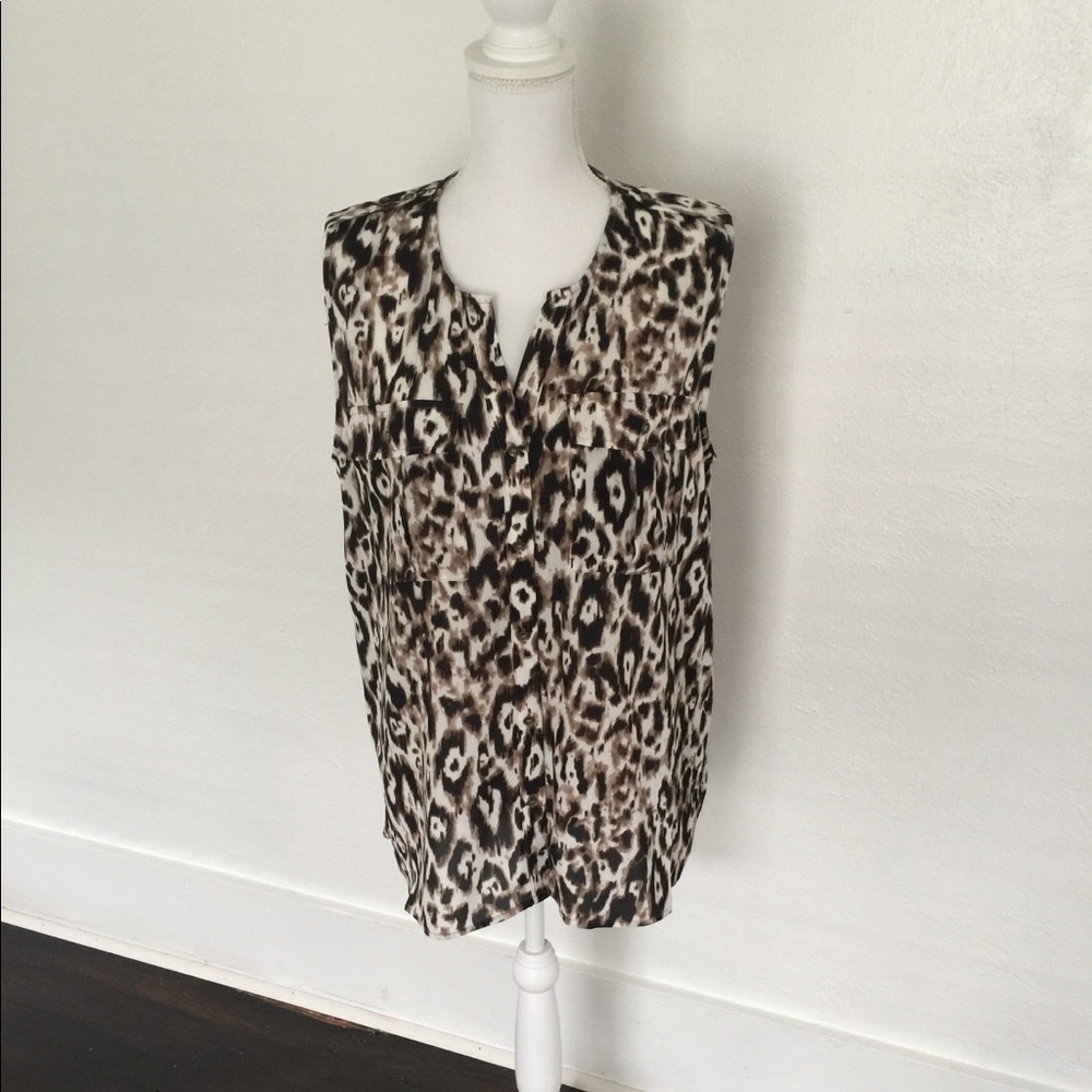 Animal print sleeveless blouse