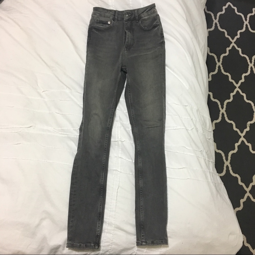 Zara high waisted gray skinny jeans size 2 (XS/0)