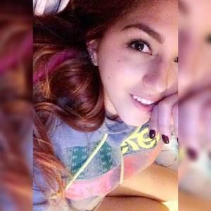 Meet your Posher, Claudia