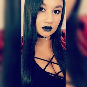 Meet your Posher, Anita