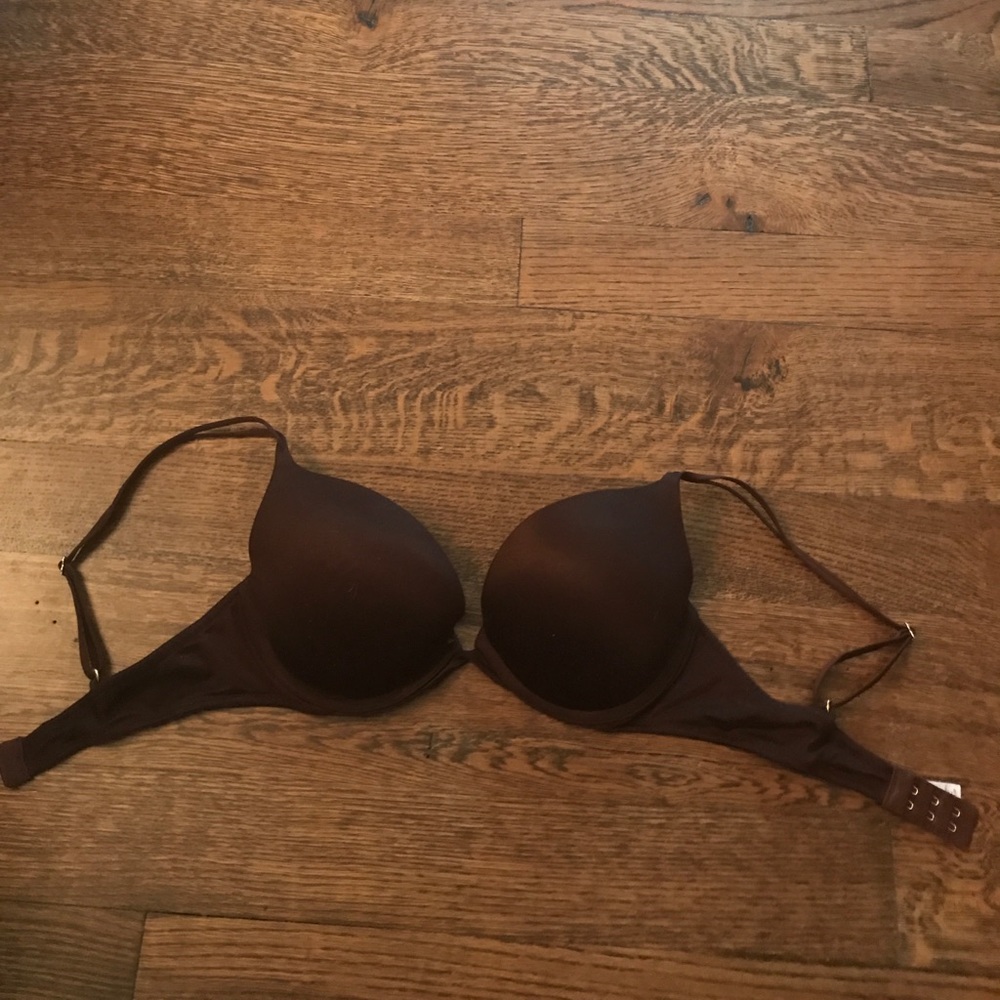 Plain Victoria’s Secret Bra