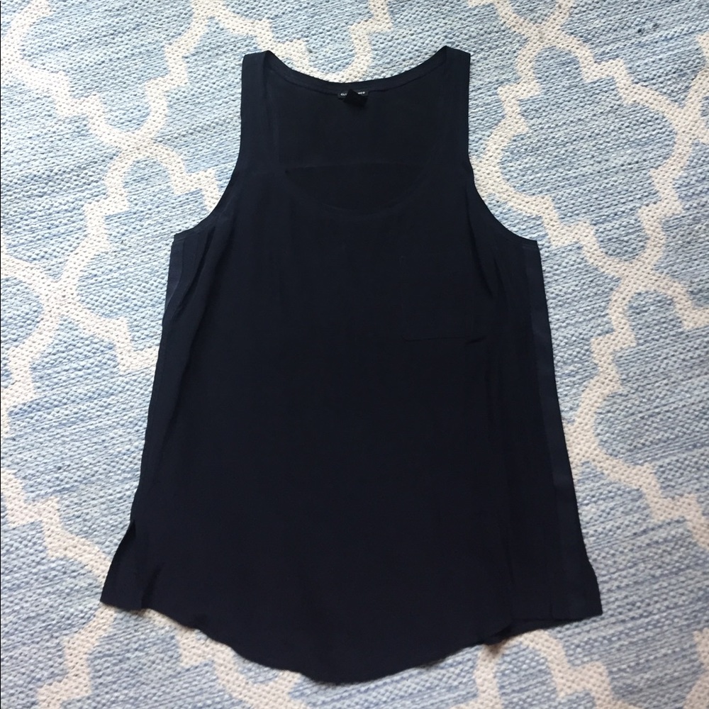 Club Monaco basic silk flowy tank