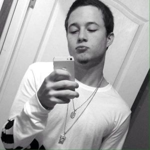 Meet your Posher, Brandon