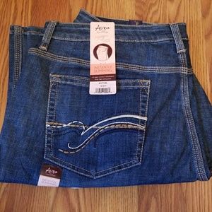 Aura by wrangler women's jeans 18 short