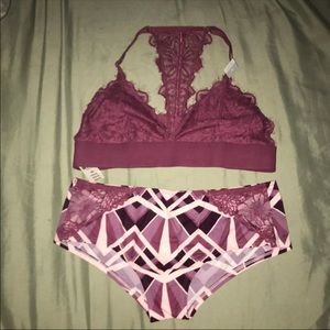 NWT Medium Pink Bralette And Panty Set