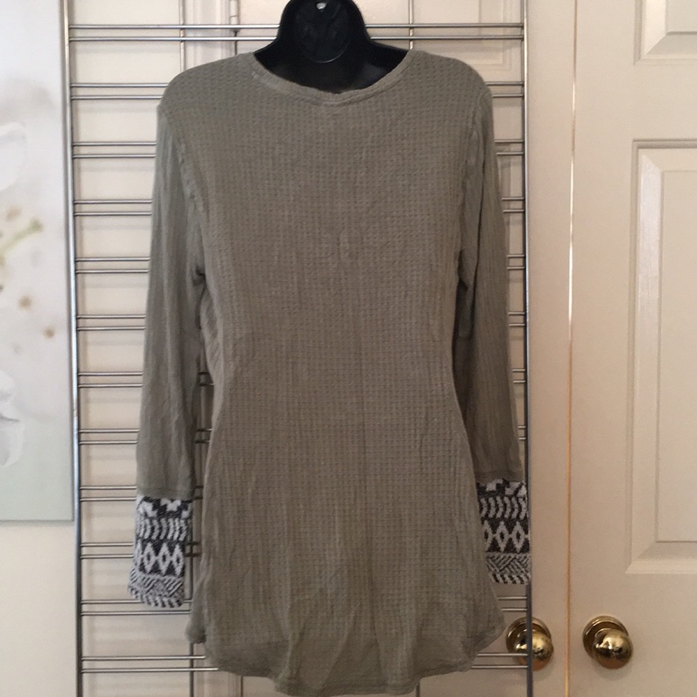 Knit top - Picture 2 of 2