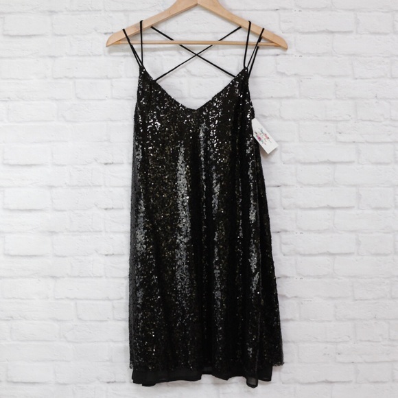‘Shimmer’ Sequin Dress - Picture 2 of 5