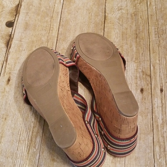 Madden Girl wedges. Nwot - Picture 5 of 5