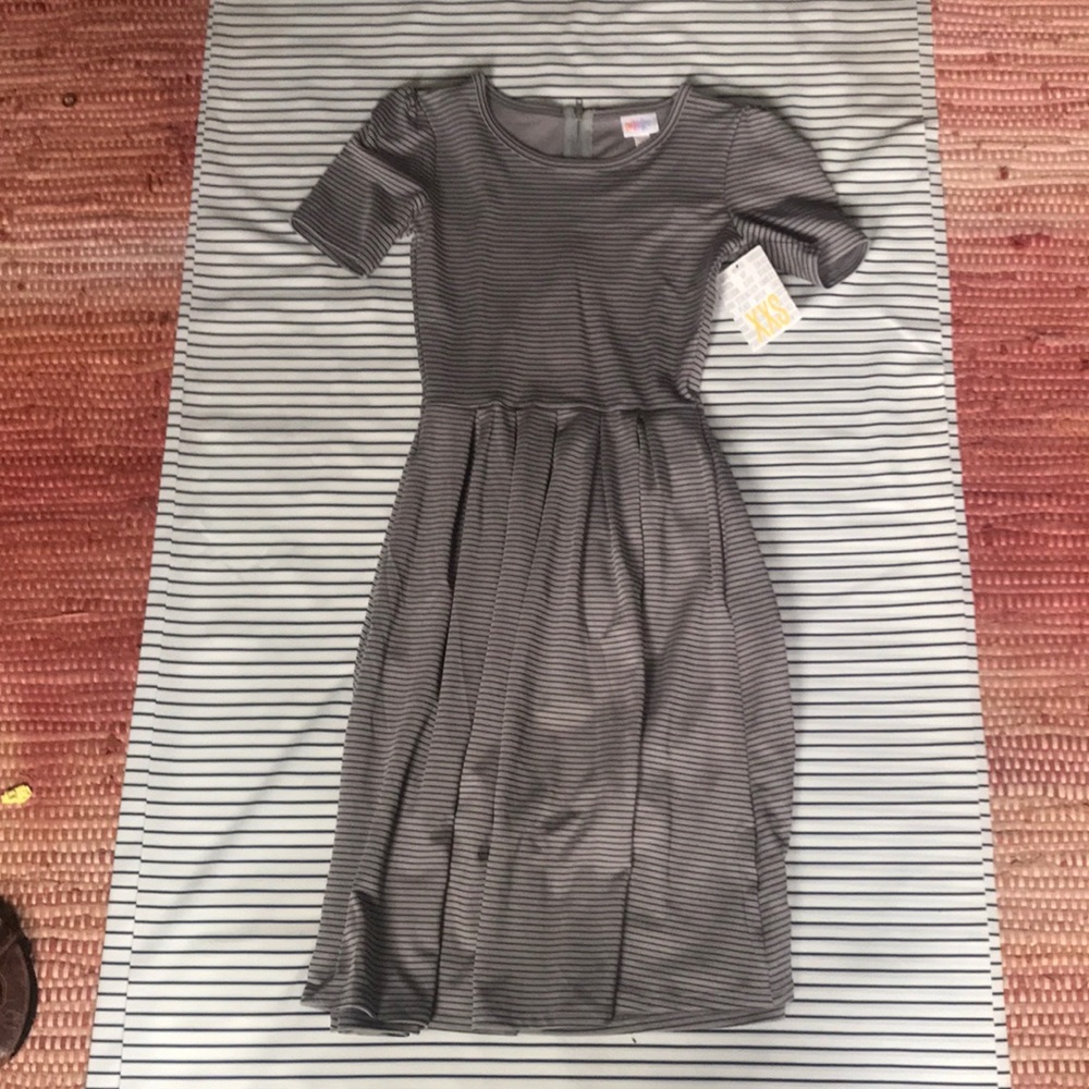 *****Brand new****LuLaRoe Amelia