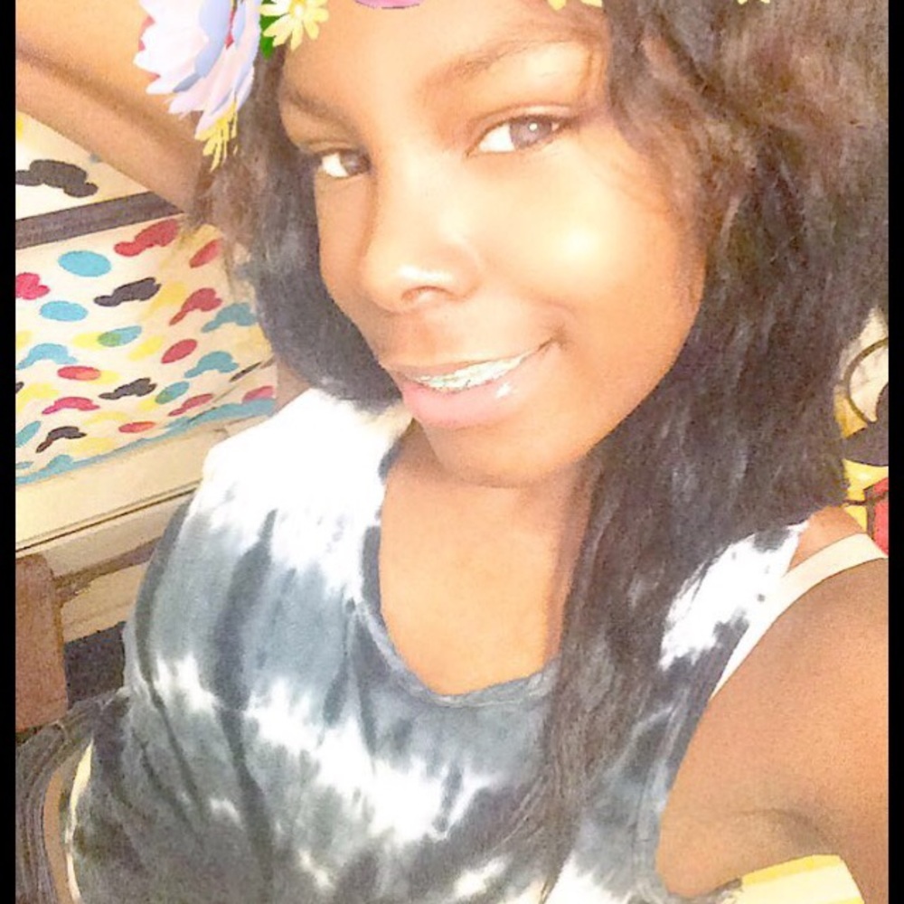 Meet your Posher, Janay