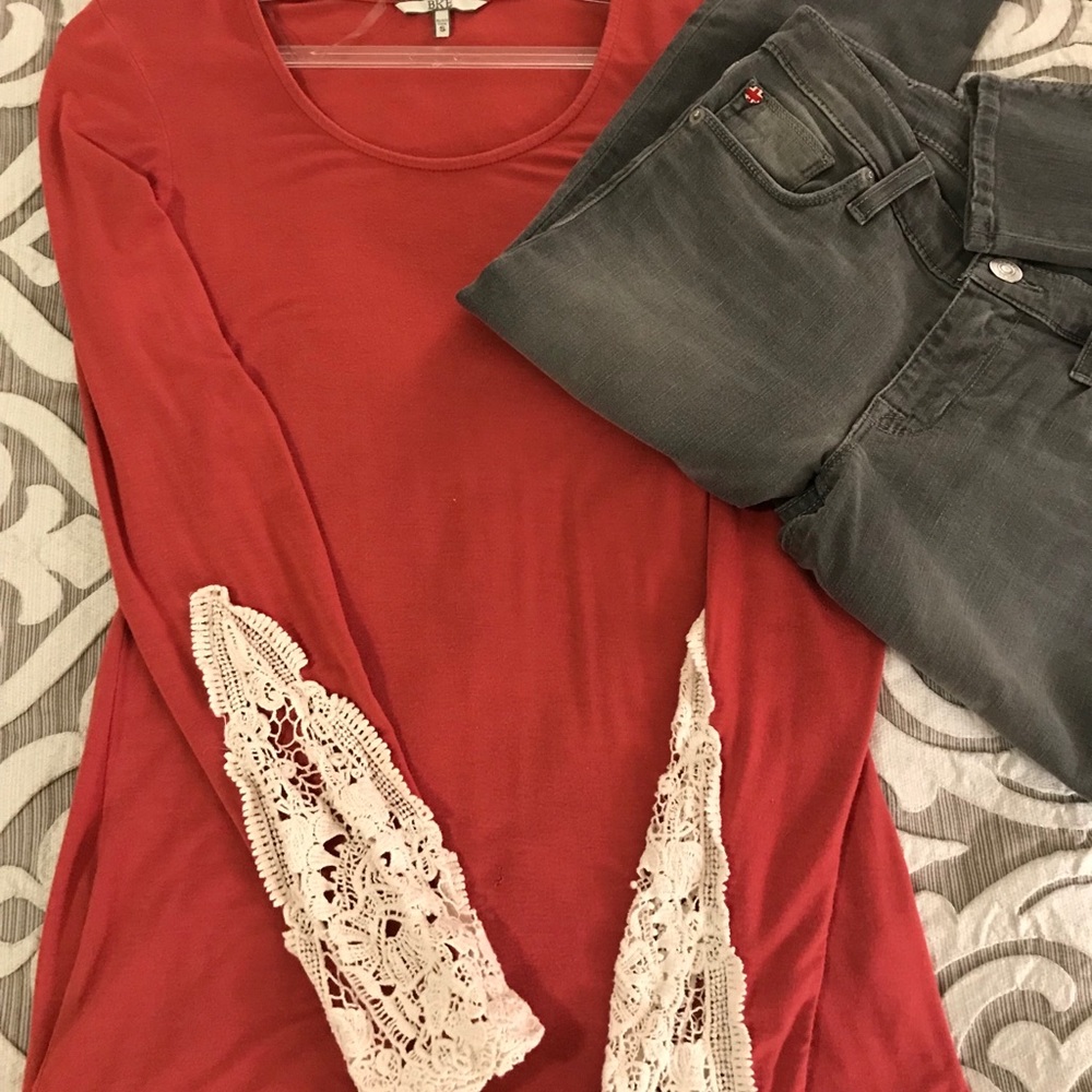 Spice & lace pullover knit top.