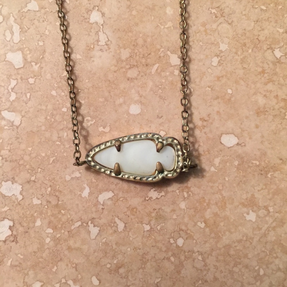 Kendra Scott white arrow pendant