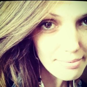 Meet your Posher, Mandy