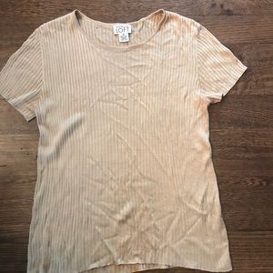 Short sleeved gold shirt