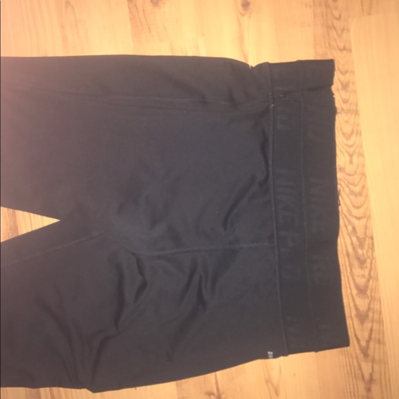 Black Nike Pro Leggings - Picture 4 of 4