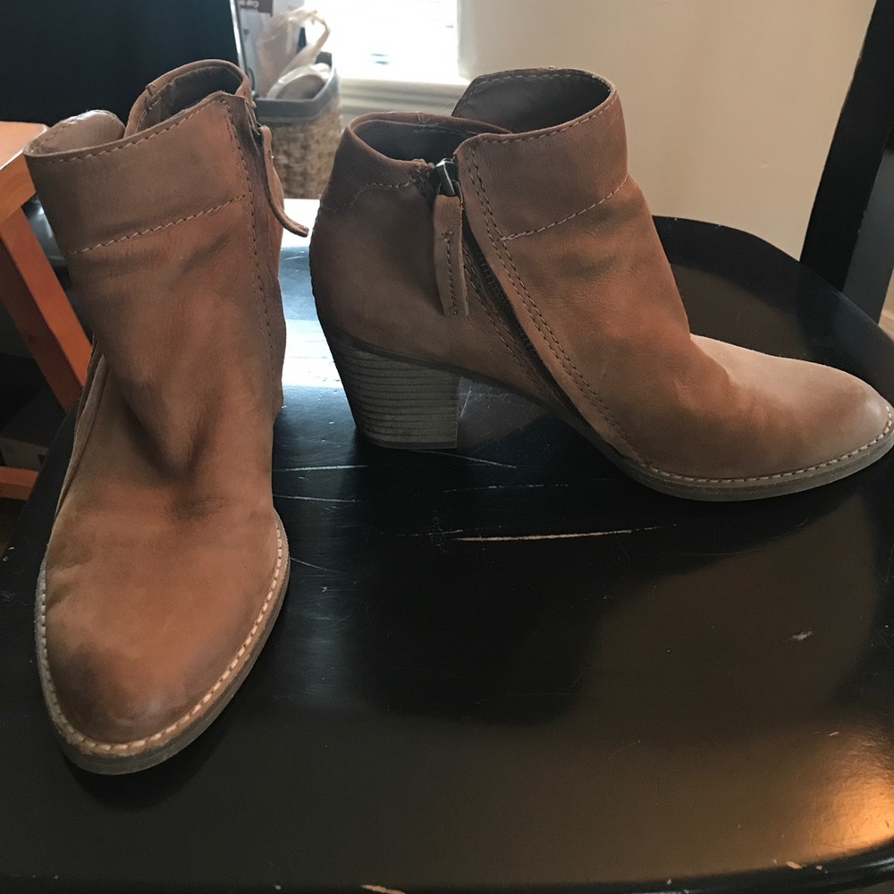 Dolce Vita Jessie booties