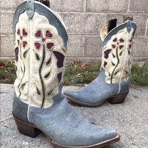 Women’s Justin Cowboy Boots 8.5 B