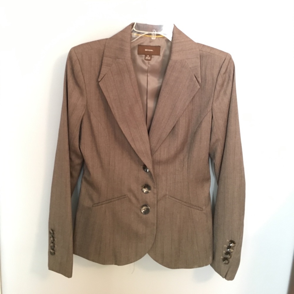 Tan/Brown fully lined blazer