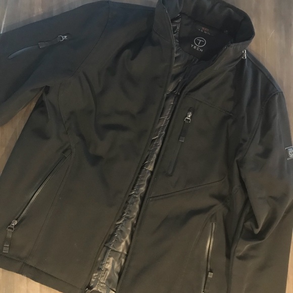 Tumi Other - Men’s Tumi tech jacket