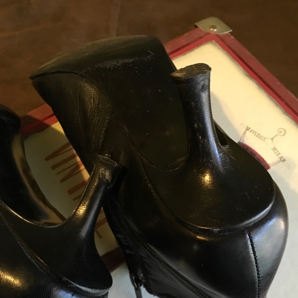 Ankle booties - Picture 5 of 5
