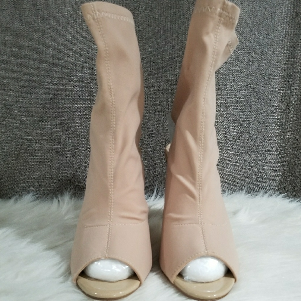 NUDE BOOTIES - Picture 3 of 4