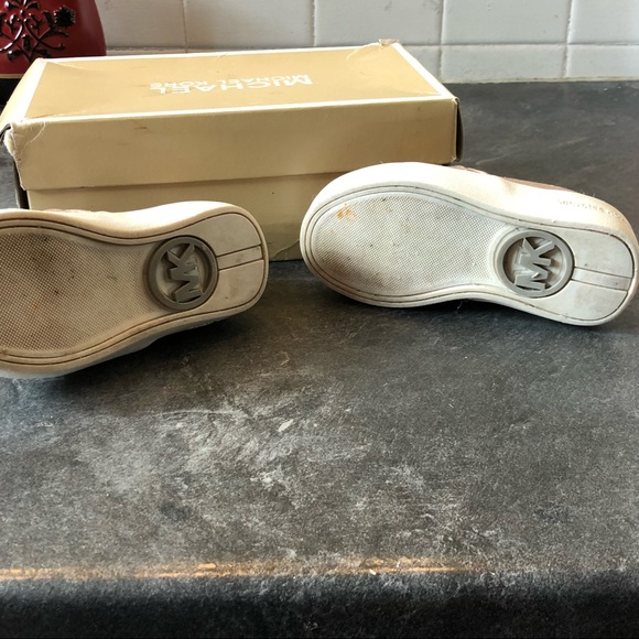 🔴SOLD ON MERC🔴 - Picture 5 of 7