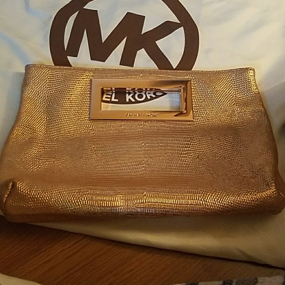 RARE Michael Kors Rose Gold Berkley Clutch