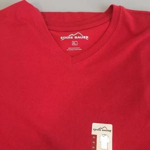 Men's Eddie Bauer V neck Tee Shirt