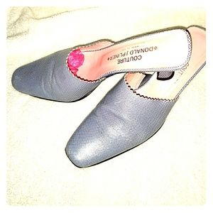 Donald J Pliner Mules