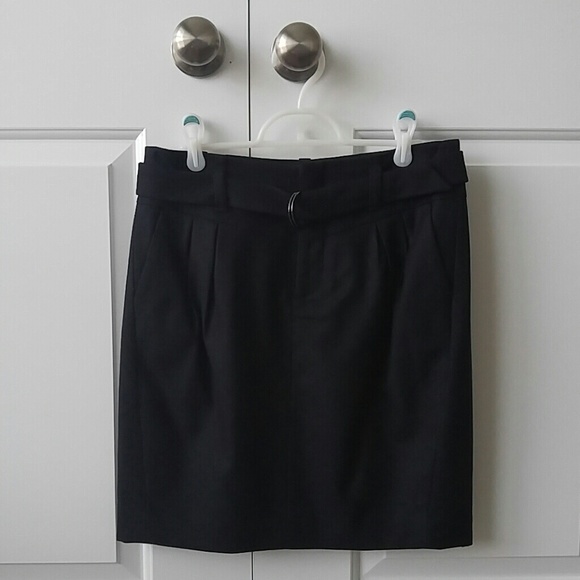 Banana Republic Dresses & Skirts - Banana Republic Black Belted Wool Skirt