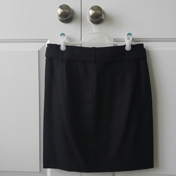 Banana Republic Black Belted Wool Skirt - Picture 2 of 5
