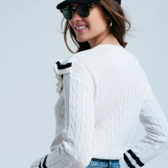 🆕️Winter White Ruffle Neck Cable Knit Feminine Preppy Striped Sweater - Picture 3 of 7