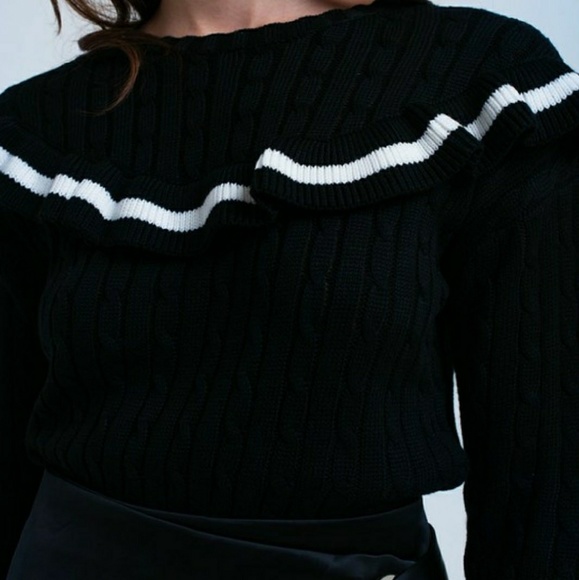 🆕️Winter White Ruffle Neck Cable Knit Feminine Preppy Striped Sweater - Picture 4 of 7