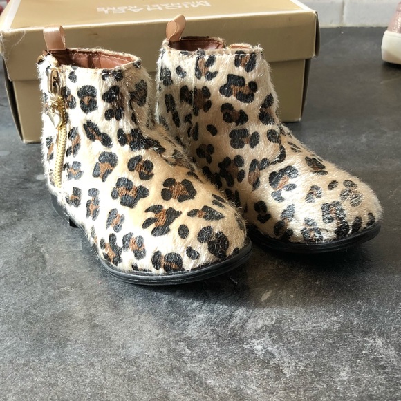 🔴SOLD ON MERC🔴 - Picture 4 of 5