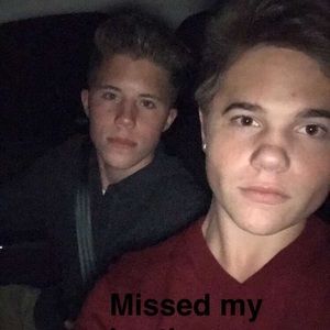 Meet your Posher, Ray