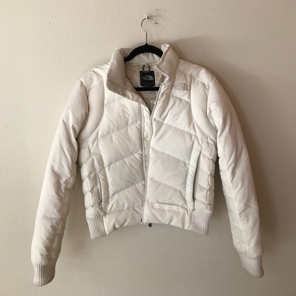 Women’s Down North Face Coat SIZE MEDIUM