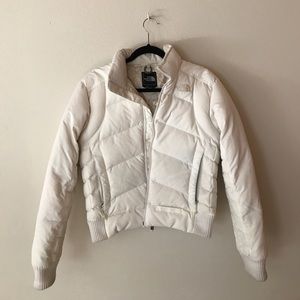 Women’s Down North Face Coat SIZE MEDIUM