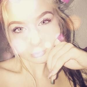 Meet your Posher, Riley