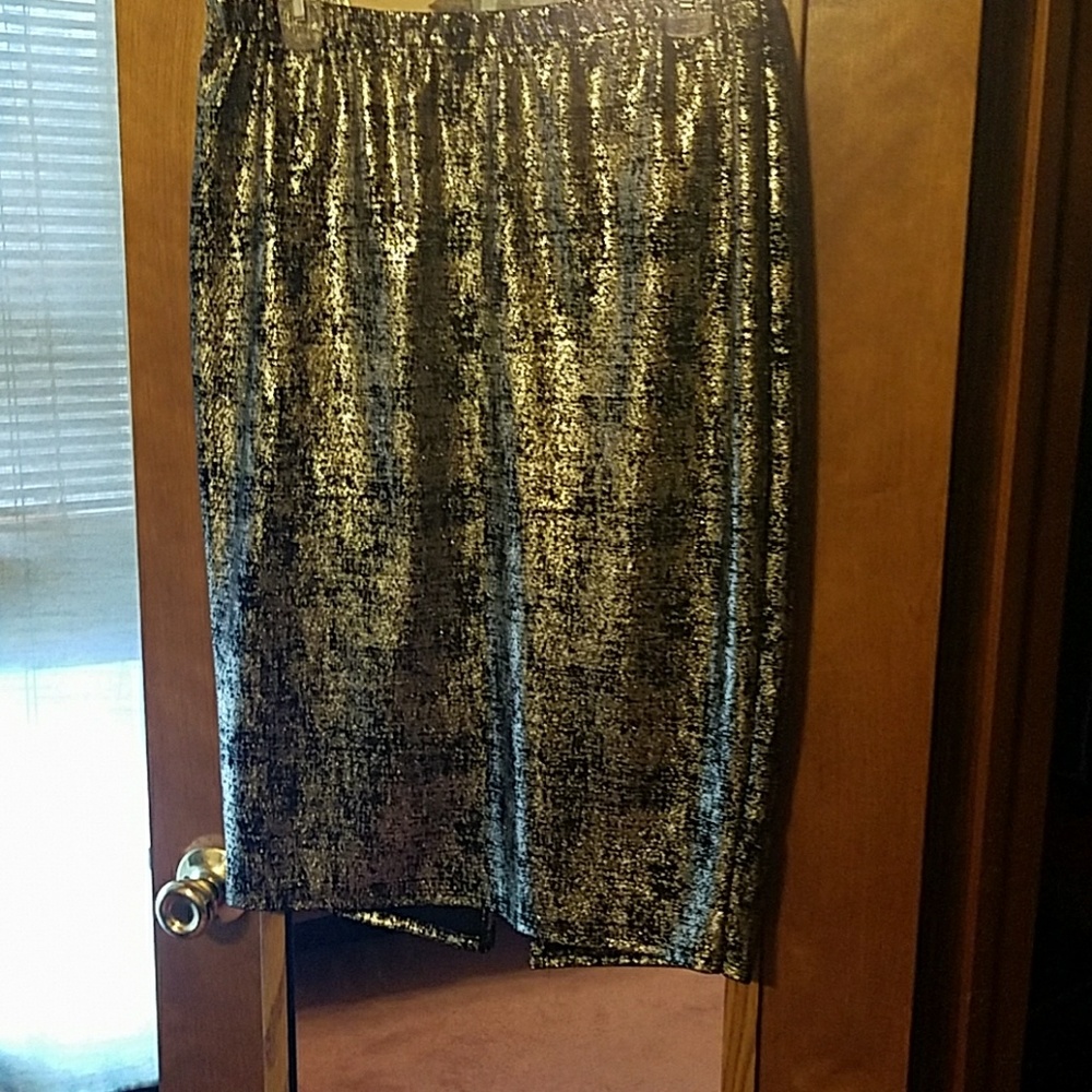 Pencil holiday skirt