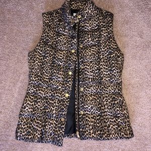 Women’s Woodard print quilted vest