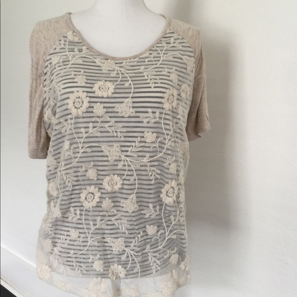 Short sleeve blouse