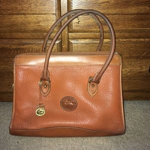 Vintage Dooney and Bourke shoulder satchel