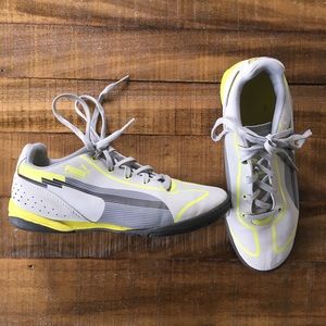 Boys Puma Size 4 Casual Gray Shoes