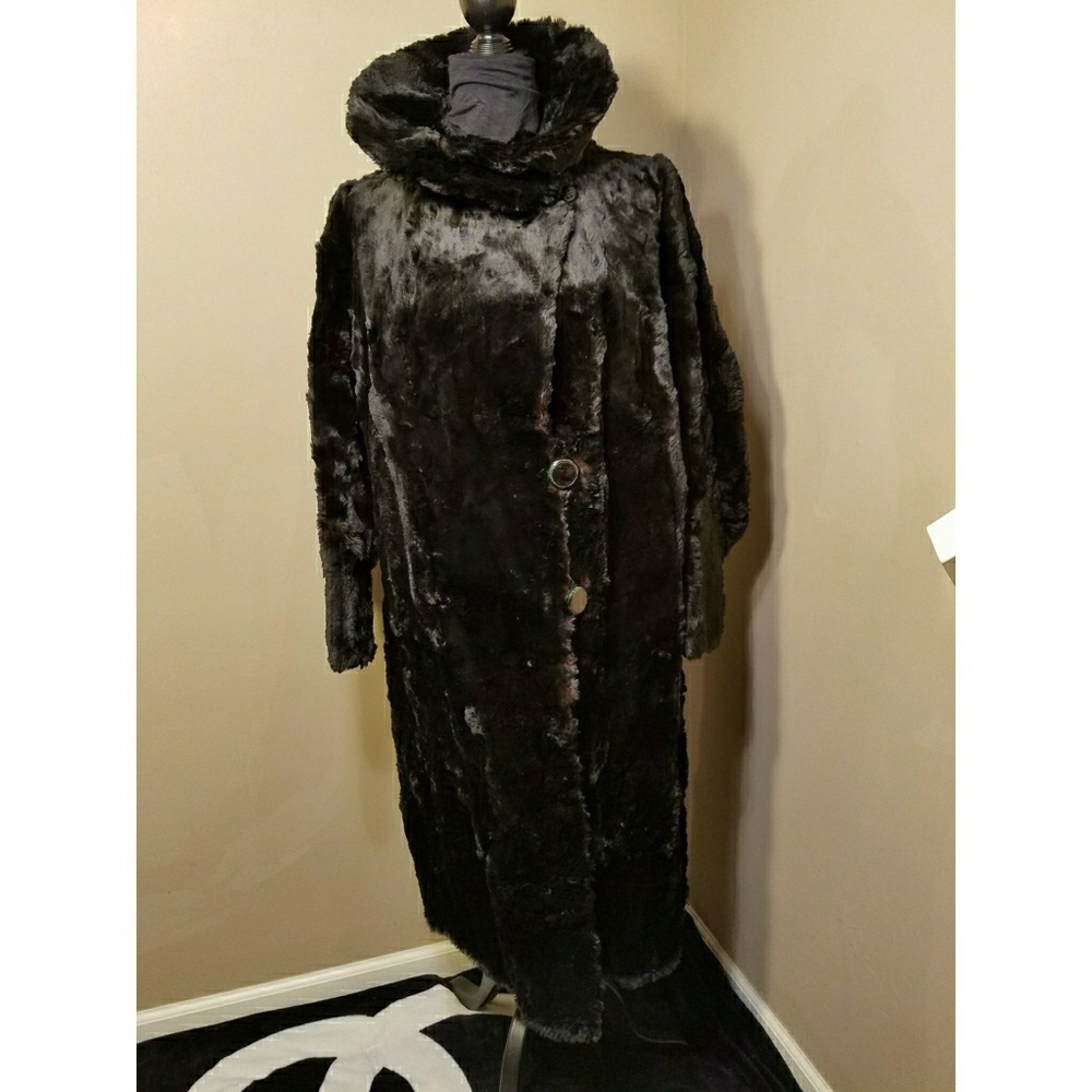 Vintage 1920s Fur Coat