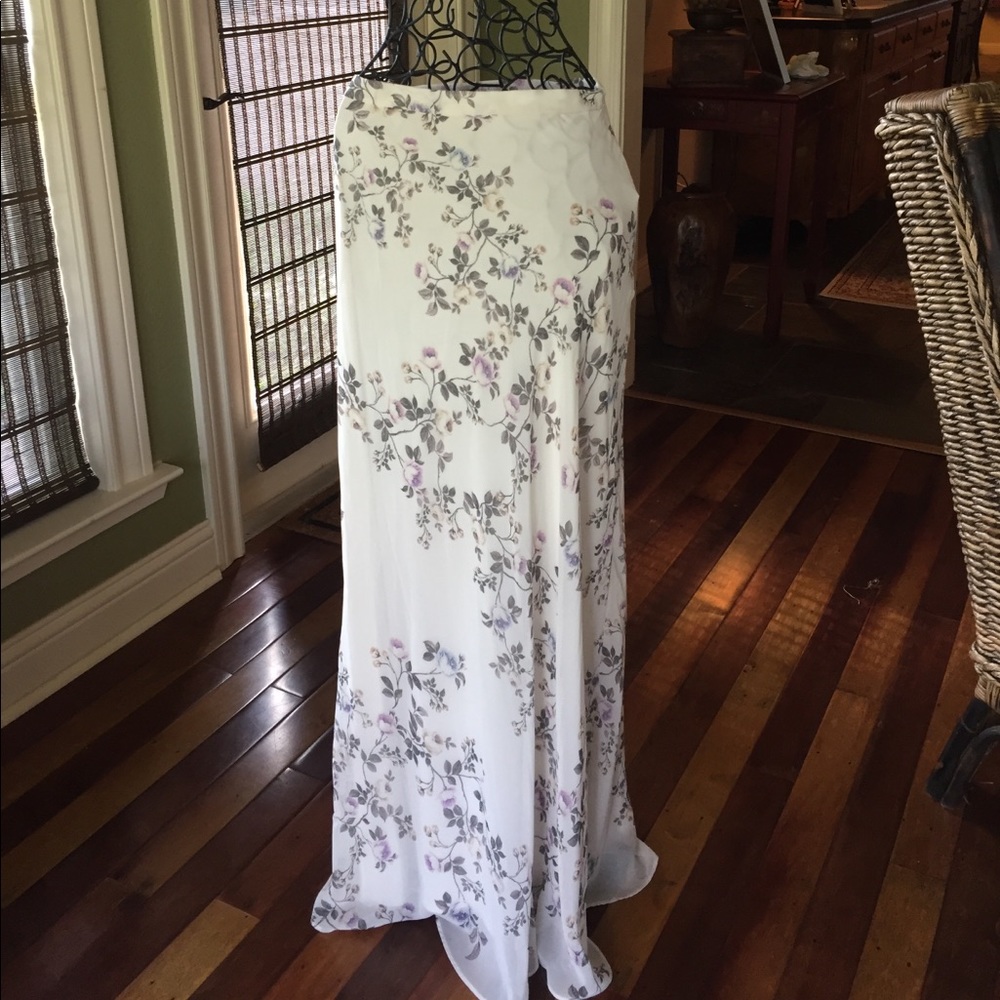 Lauren Conrad Maxi skirt size 4