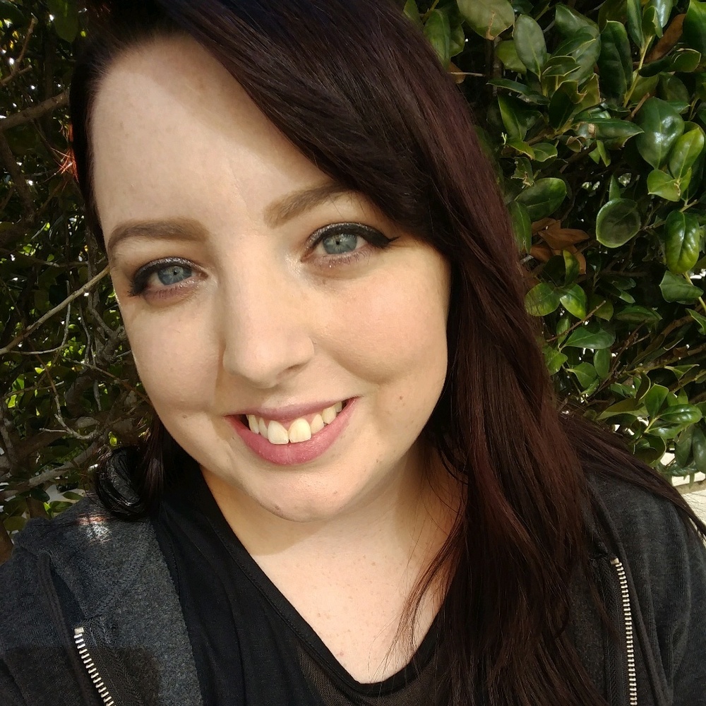 Meet your Posher, Courtney