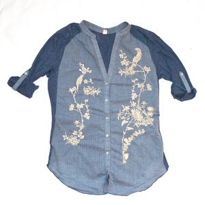 SALE!!! Anthropologie Tiny embroidered button down